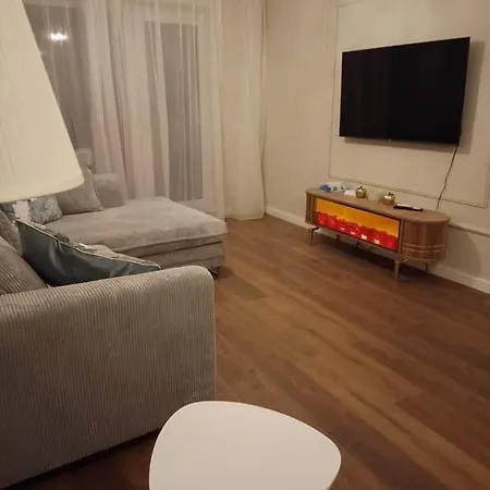 Piso Апартаменты *